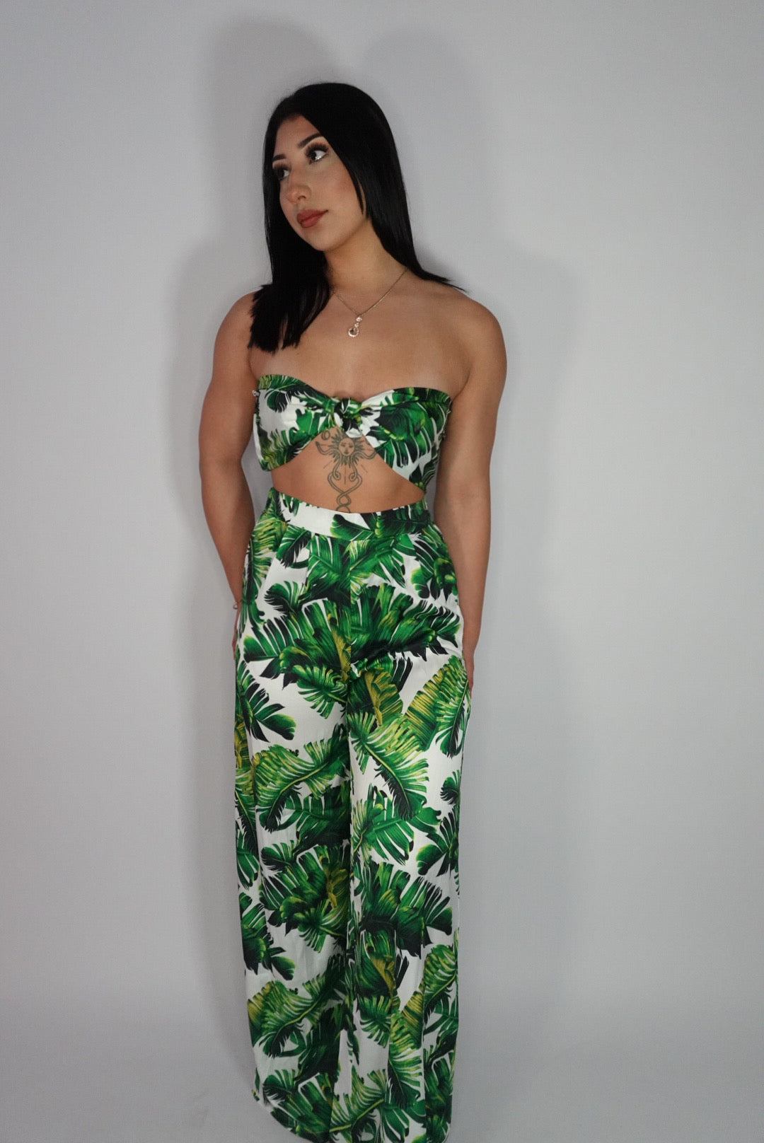 Green palm set
