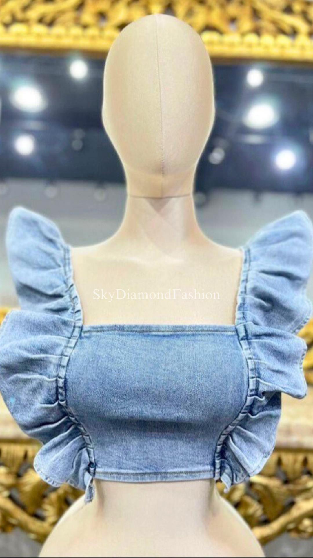 Outstanding denim top 🤩