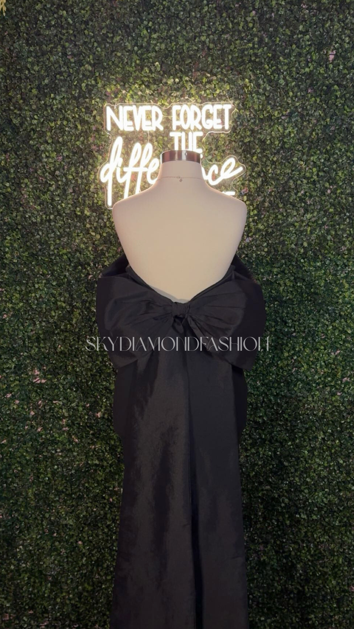 Black long linen bow dress