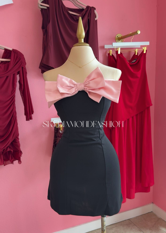 Black / pink bow dress
