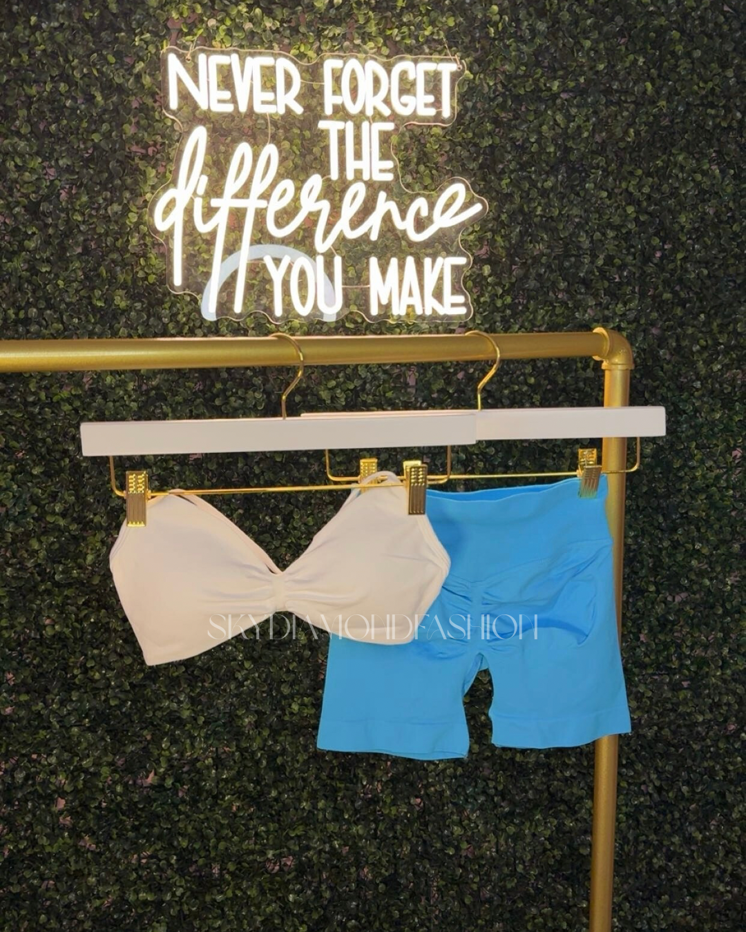 Electric blue active shorts
