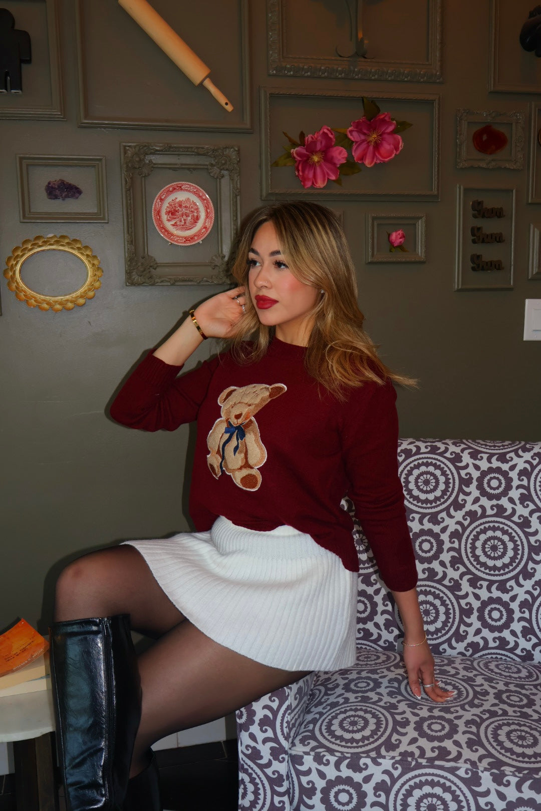 Teddy burgundy sweater 🧸