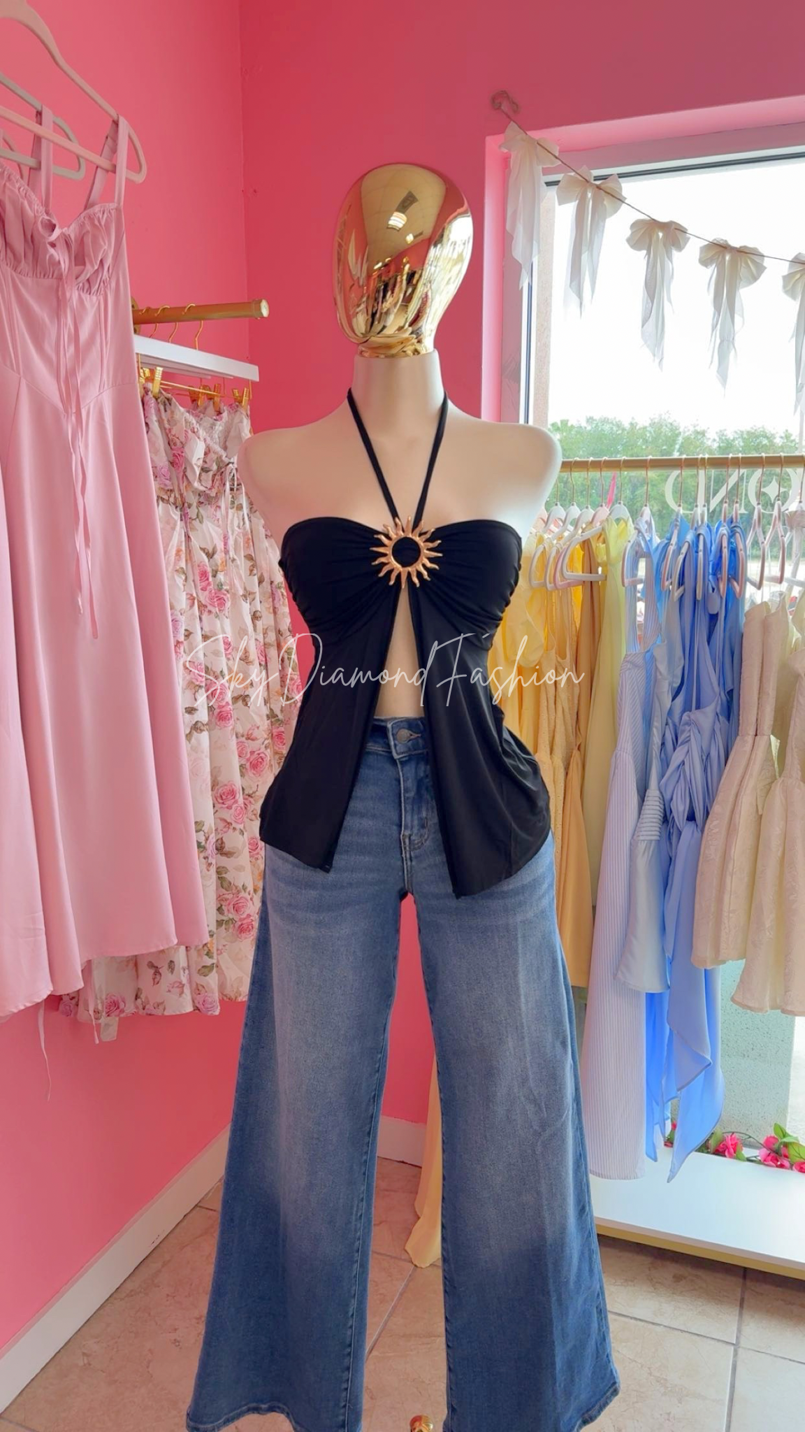 Black halter sun top