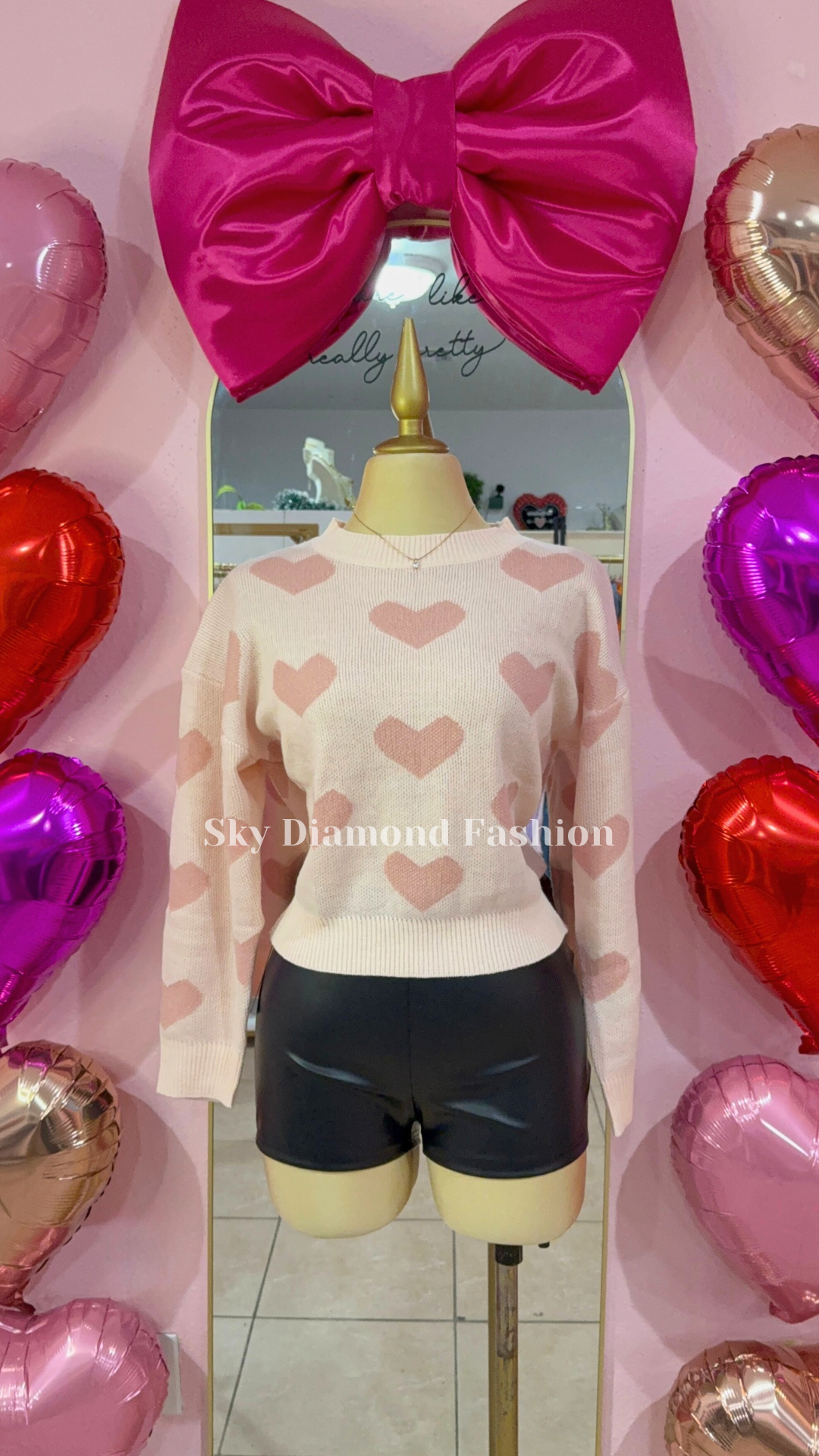 Heart sweater 💗
