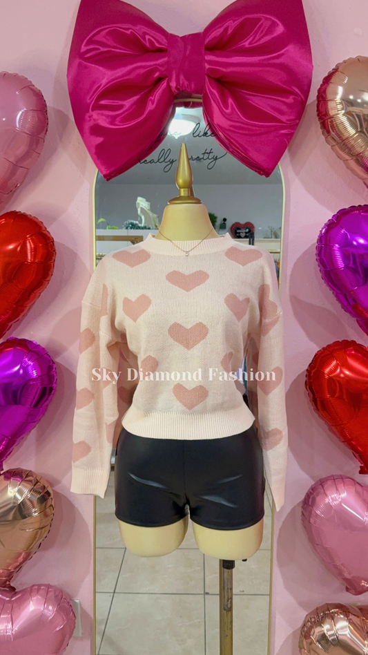 Heart sweater 💗