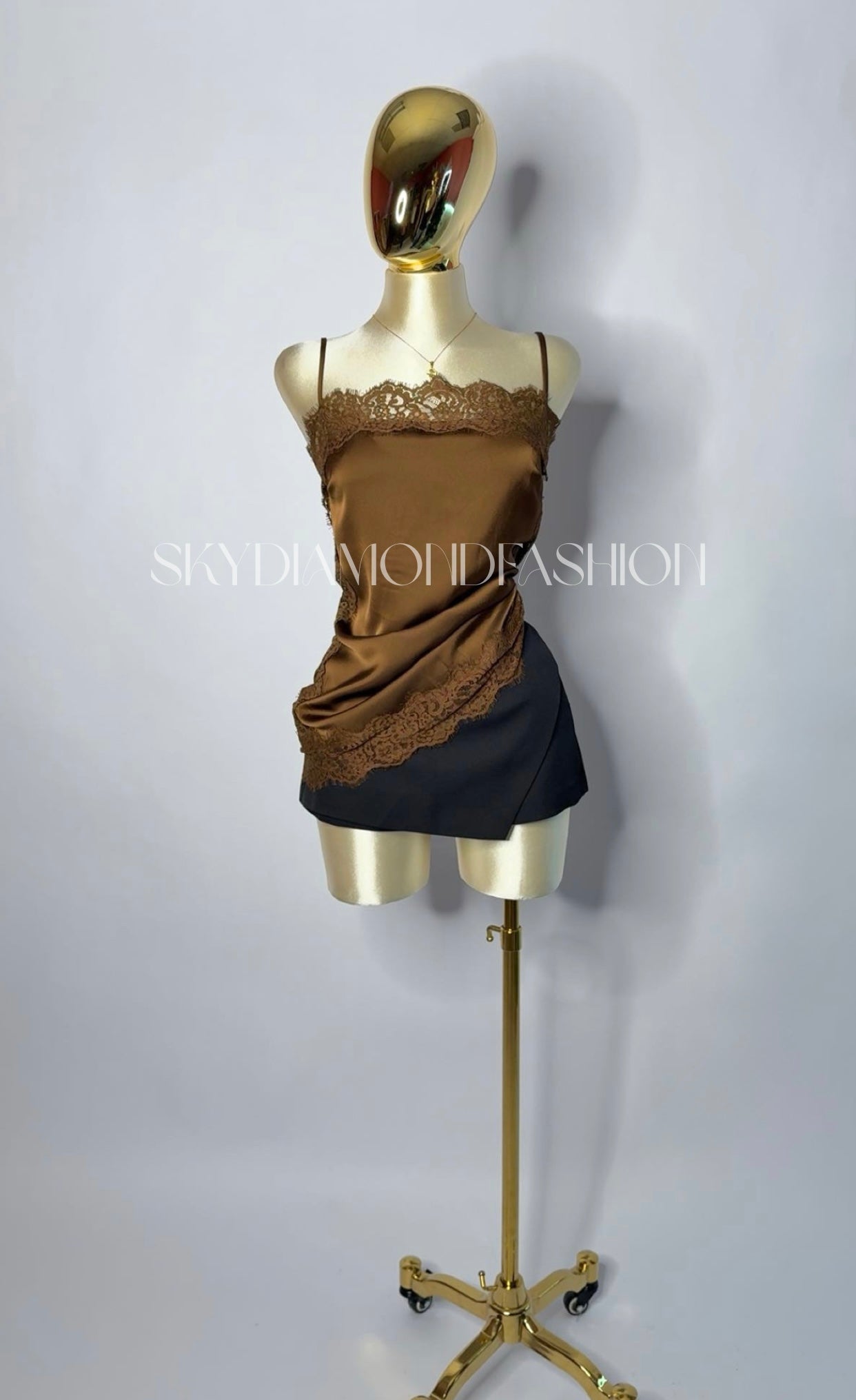 Brown lace cami 🐴