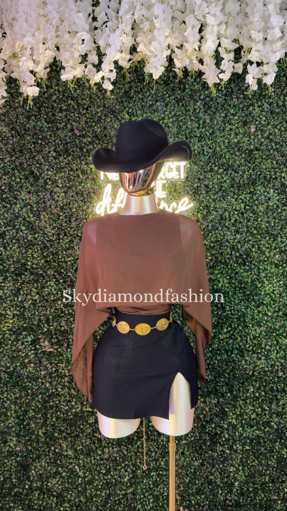 Mesh brown top