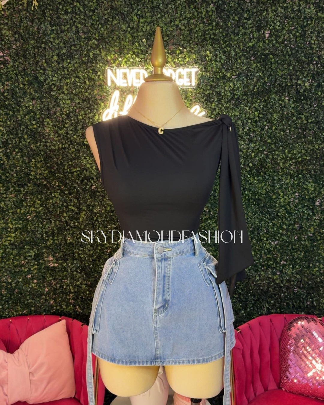 Black knot side top