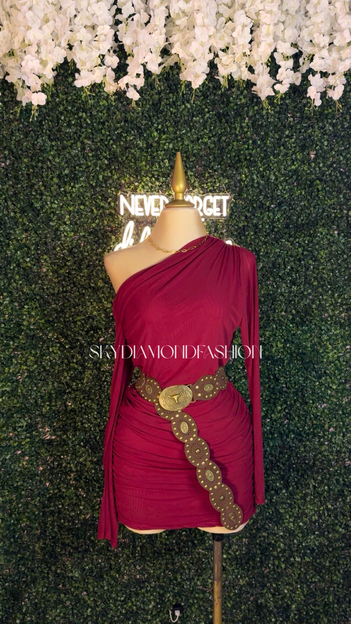 Burgundy mesh dress (plus size )