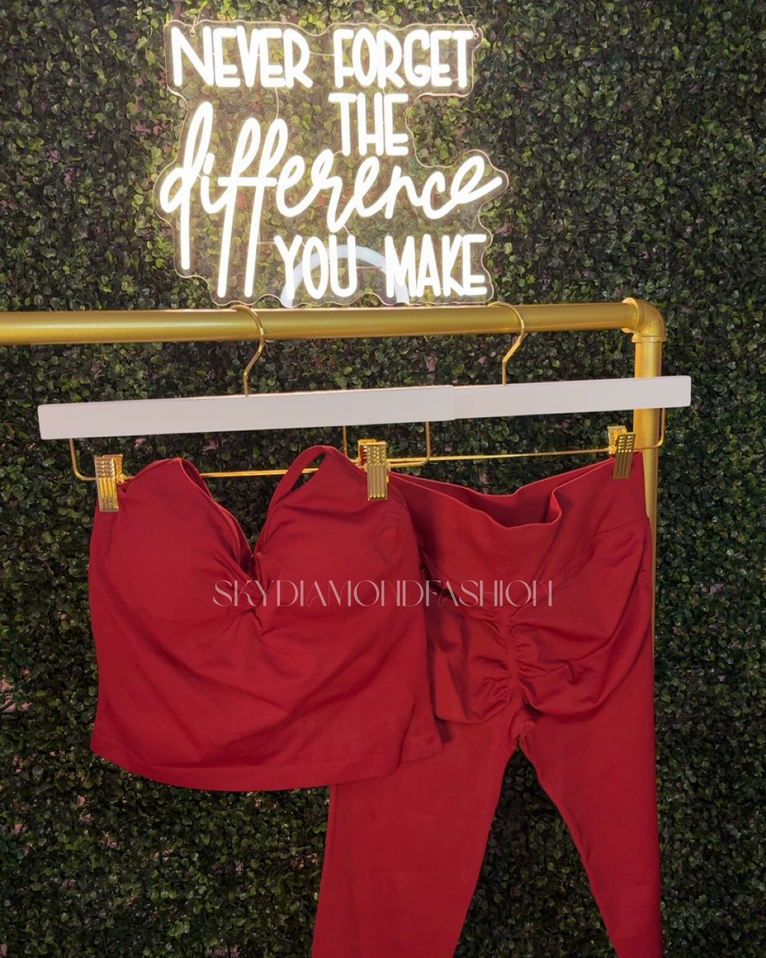 Burgundy active wear set