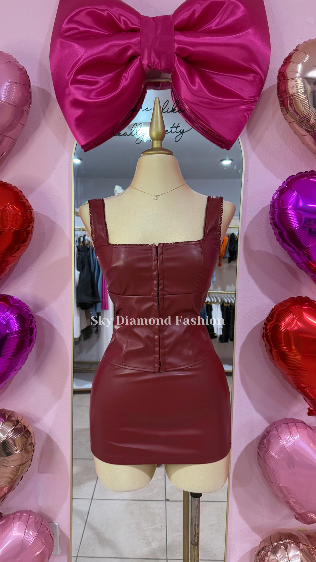 Burgundy leather skirt set ❤️