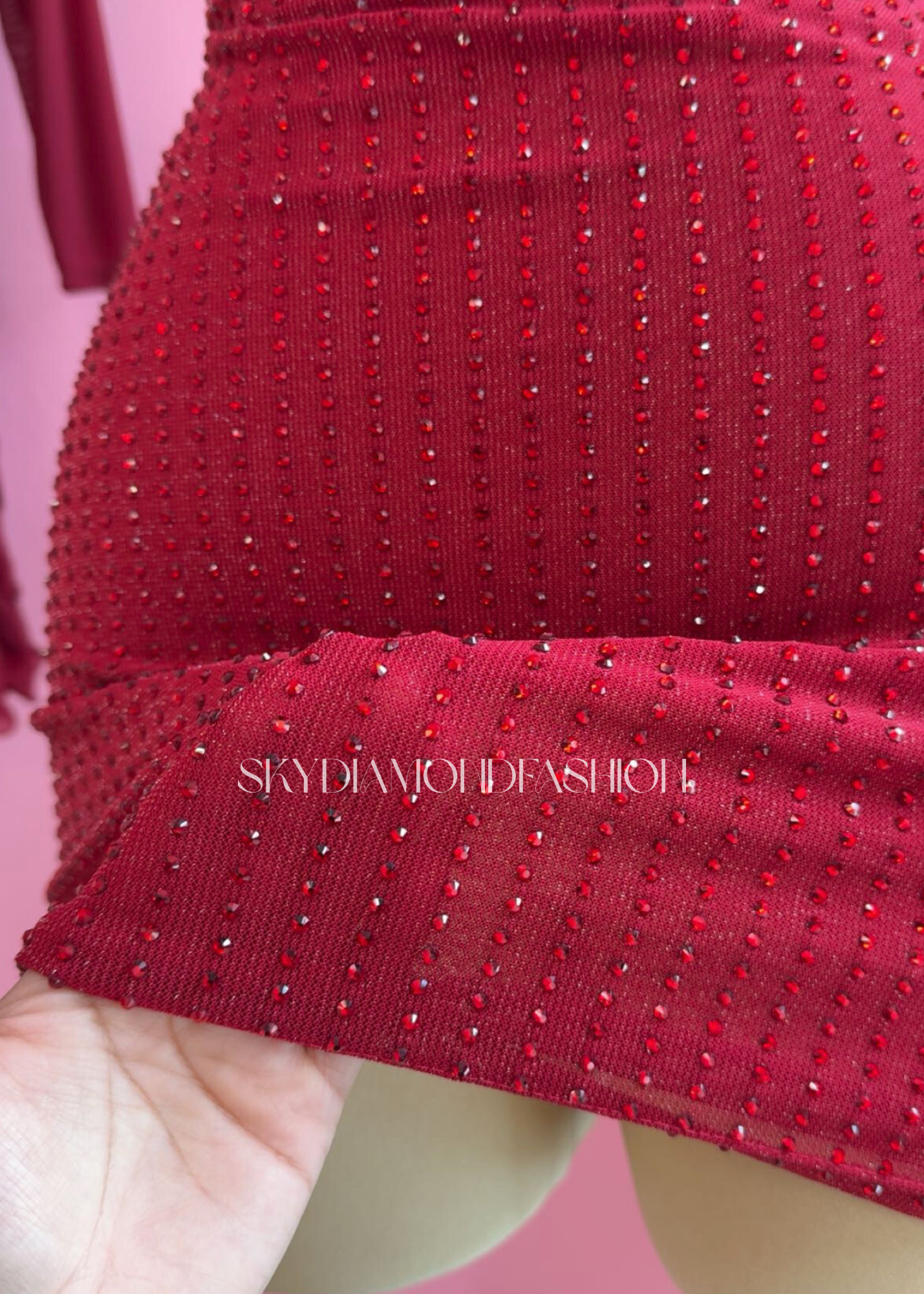 Burgundy mesh rhinestone