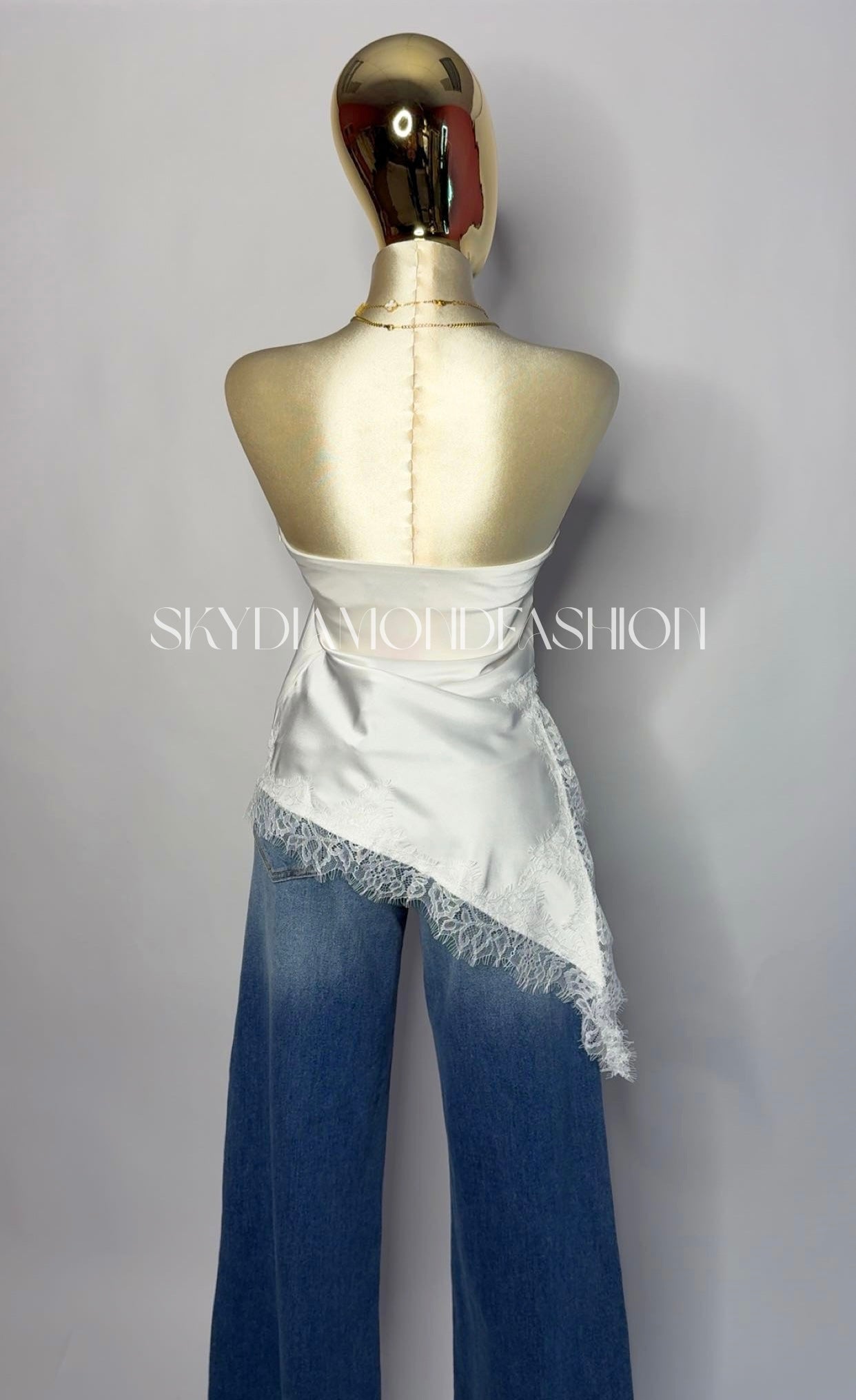 Ivory lace tube top 🤍
